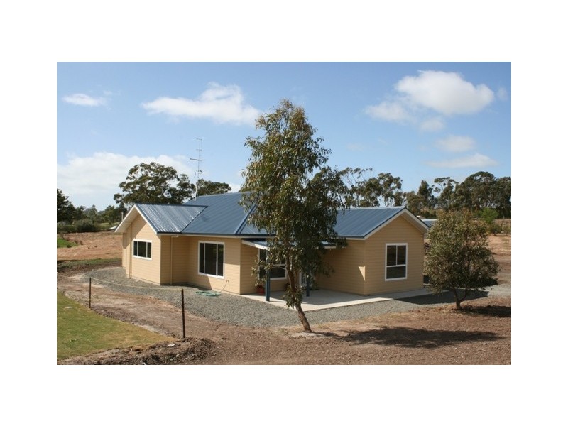 115 Glaetzer Street, Watervale SA 5452