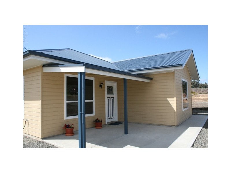 115 Glaetzer Street, Watervale SA 5452