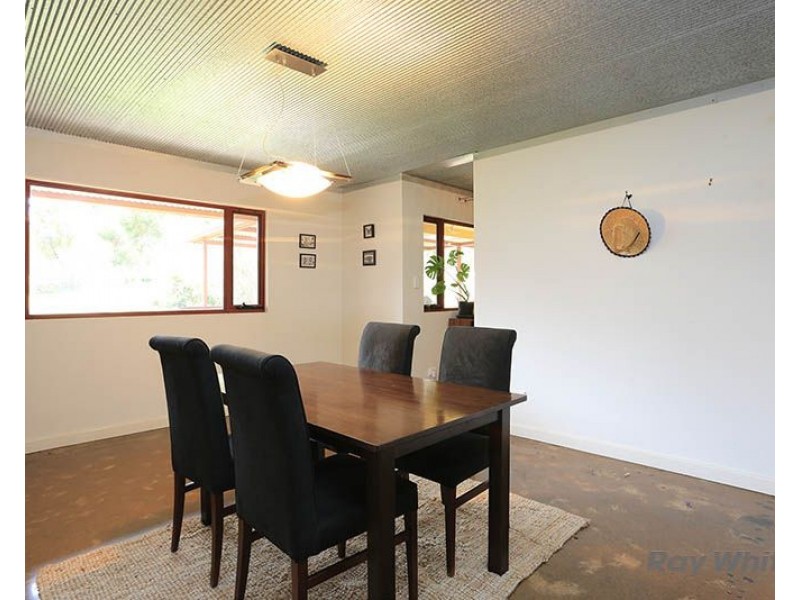 14 Hartley Road, Clare SA 5453