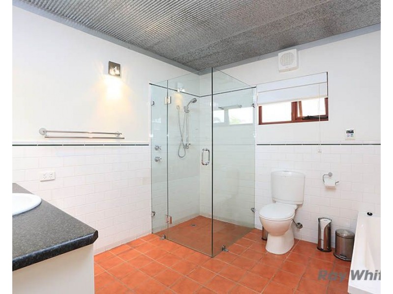 14 Hartley Road, Clare SA 5453