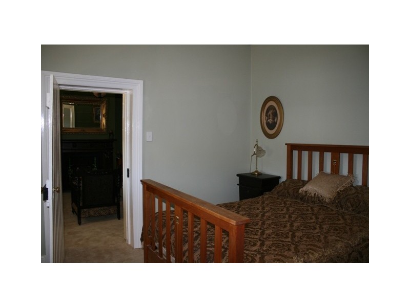 6 Gall Street, Burra SA 5417