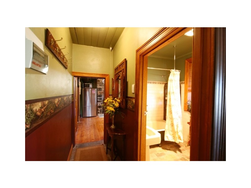 6 Gall Street, Burra SA 5417