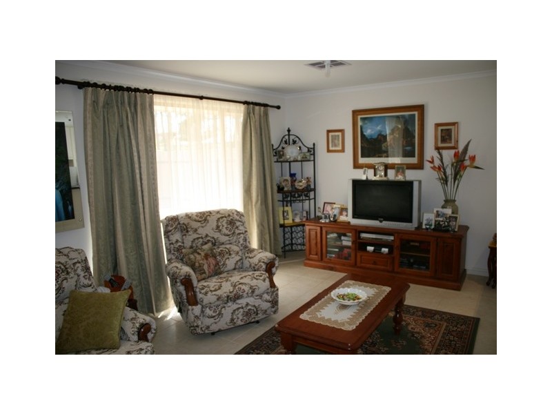5 Rocky Glen Court, Clare SA 5453