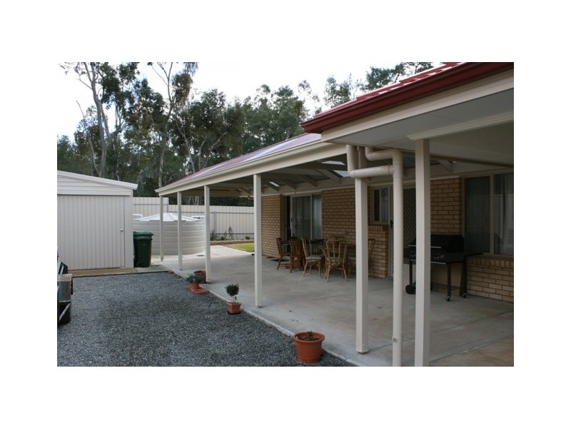 5 Rocky Glen Court, Clare SA 5453