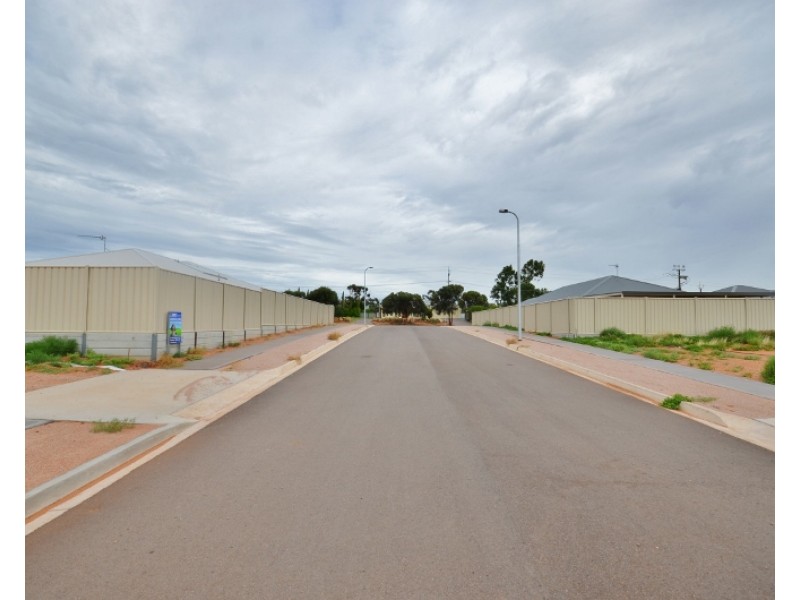 “Golf View Heights”, Port Augusta West SA 5700