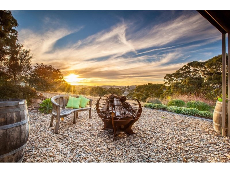 14 Nicklaus Court, Clare SA 5453