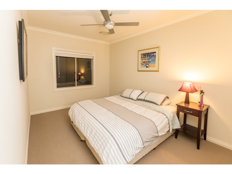 14 Nicklaus Court, Clare SA 5453