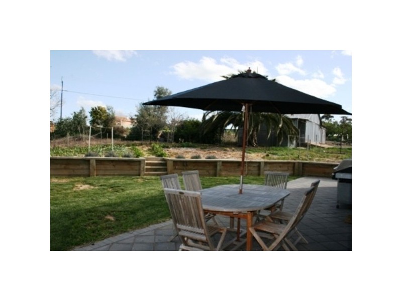 37 Port Road, Auburn SA 5451