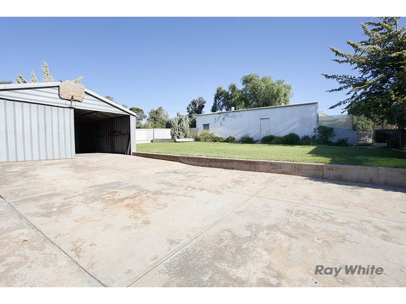 12 Kangaroo Street, Burra SA 5417