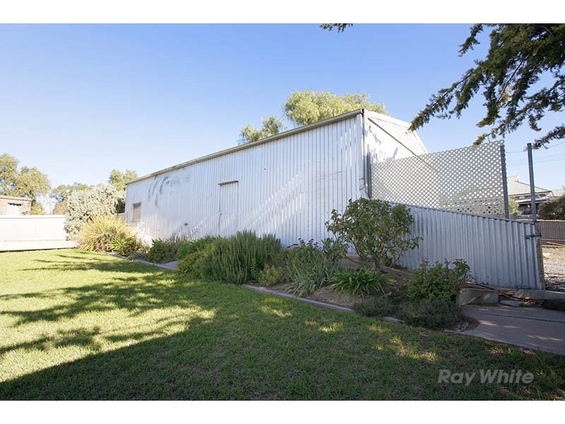 12 Kangaroo Street, Burra SA 5417
