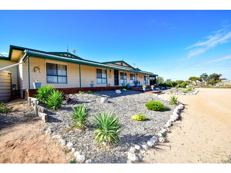187 Hastings Road, Ceduna SA 5690