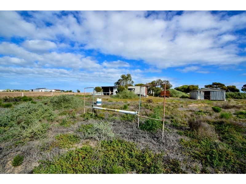 187 Hastings Road, Ceduna SA 5690