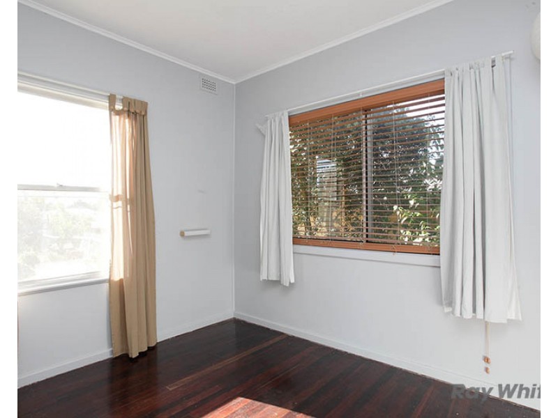 14 Pattullo Avenue, Clare SA 5453