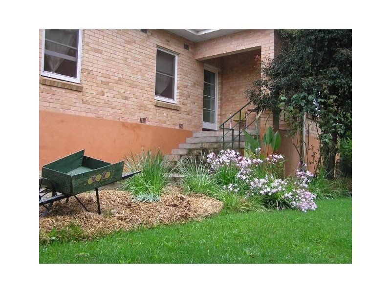 1 Stanley Place, Clare SA 5453