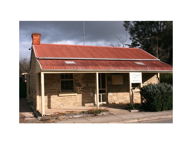 14 Gleeson Street, Clare SA 5453