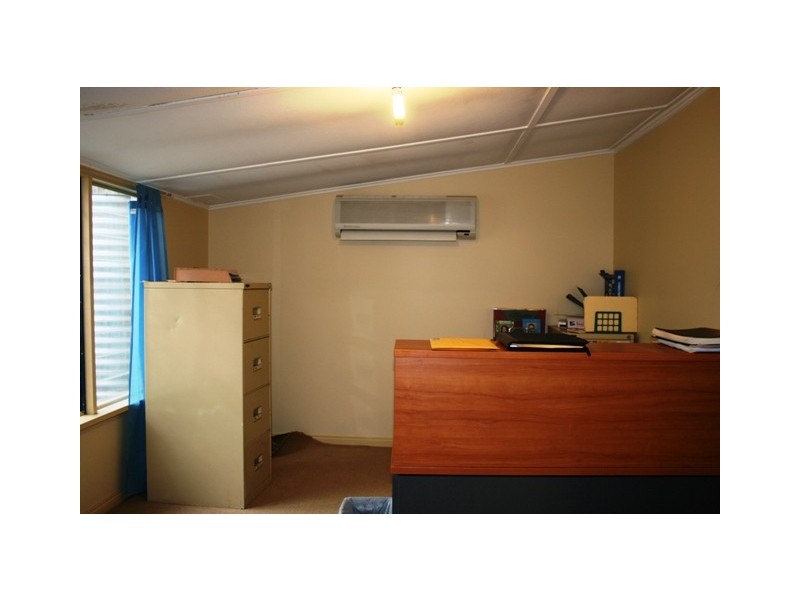 14 Gleeson Street, Clare SA 5453