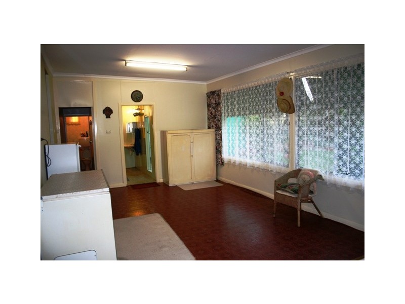 1-3 Youngs Road, Owen SA 5460