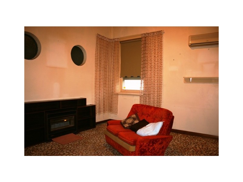 1-3 Youngs Road, Owen SA 5460