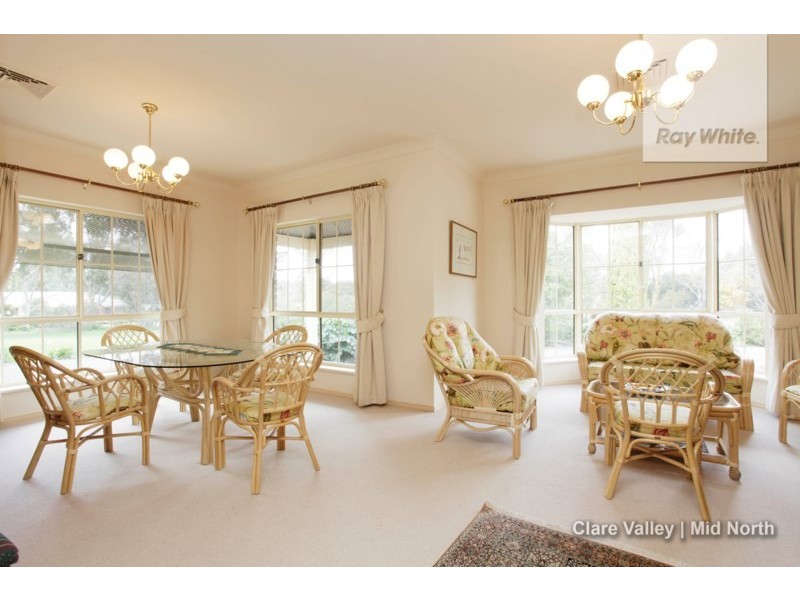 3 Pascoe Court, Clare SA 5453