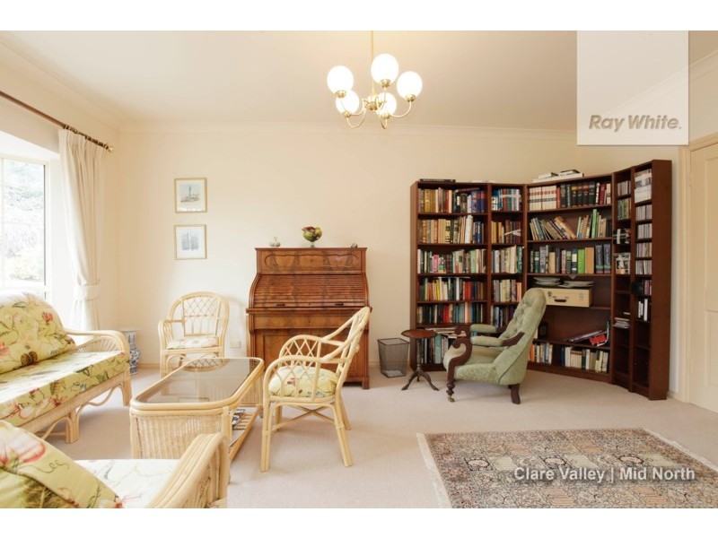 3 Pascoe Court, Clare SA 5453