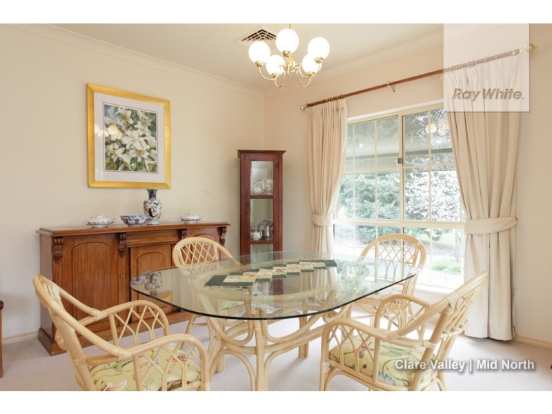 3 Pascoe Court, Clare SA 5453