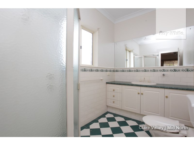 3 Pascoe Court, Clare SA 5453