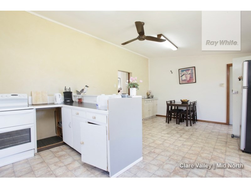 3 Arthur Street, Clare SA 5453