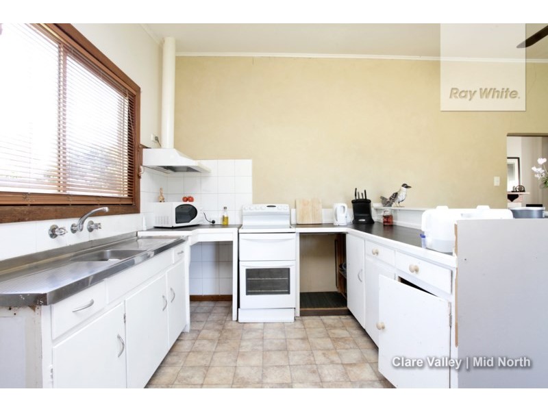 3 Arthur Street, Clare SA 5453