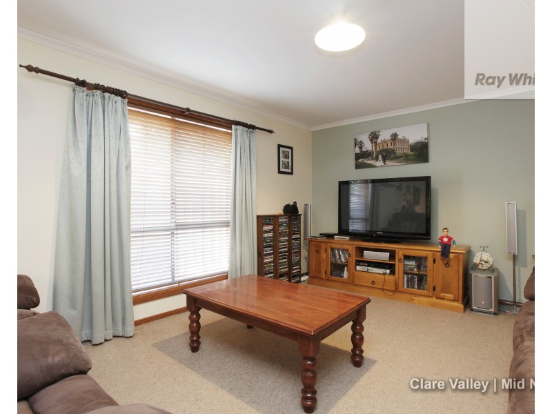 7 Mckinnon Park, Clare SA 5453