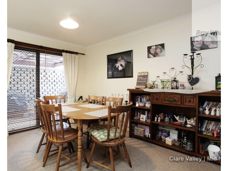 7 Mckinnon Park, Clare SA 5453