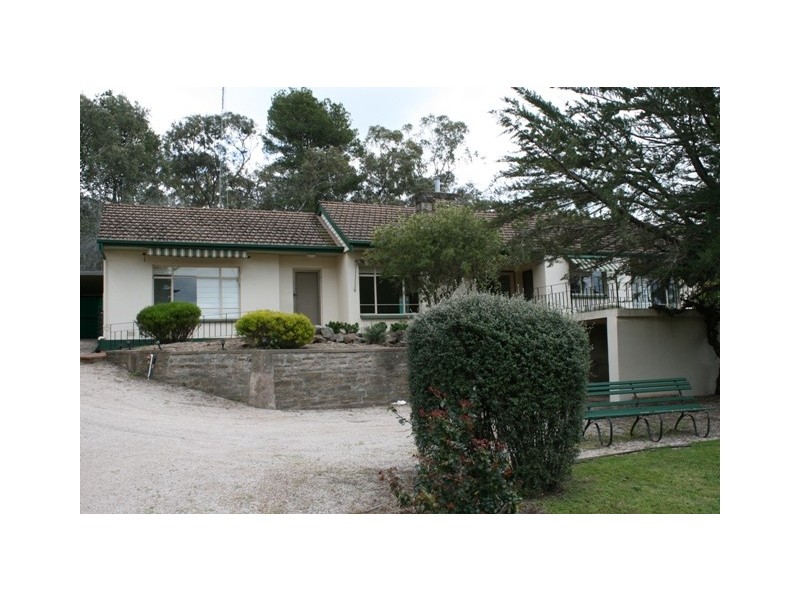 5 West Terrace, Clare SA 5453