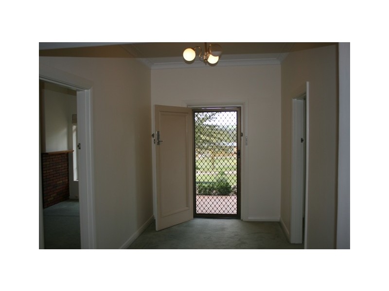 5 West Terrace, Clare SA 5453