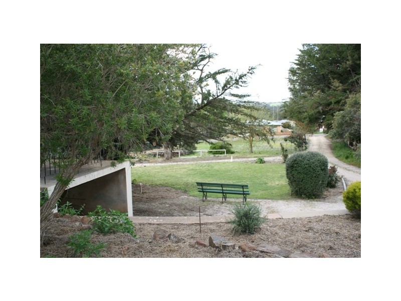 5 West Terrace, Clare SA 5453