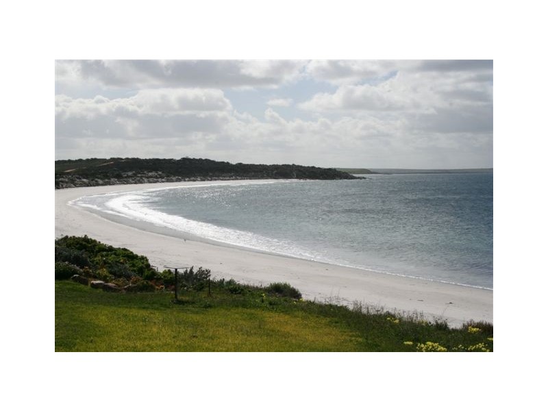 22 Cape Burr, Port Neill SA 5604