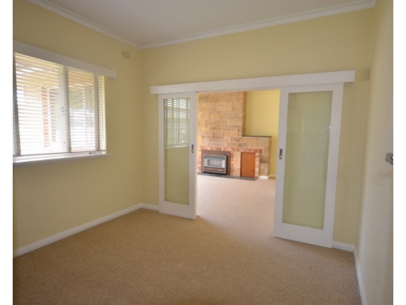 5 Webb Street, Clare SA 5453