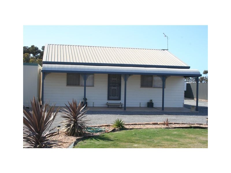 35 Wellington Road, Cowell SA 5602