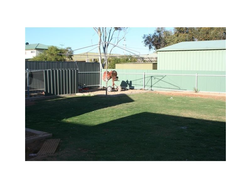 35 Wellington Road, Cowell SA 5602