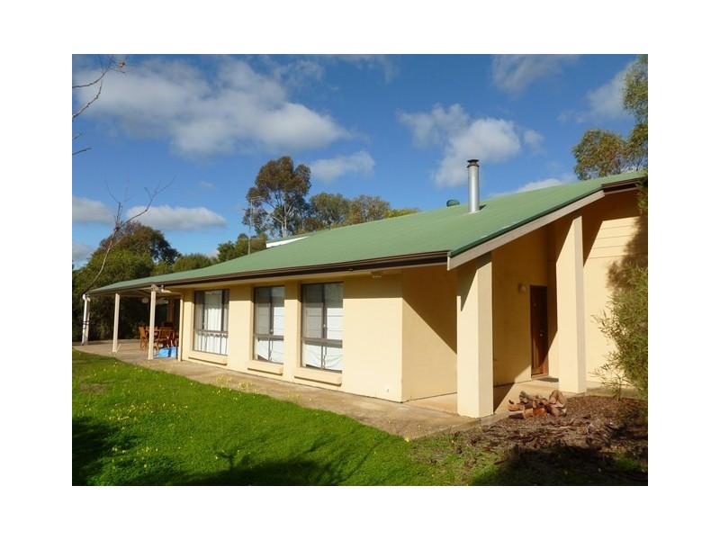 60 Neagles Rock Road, Clare SA 5453