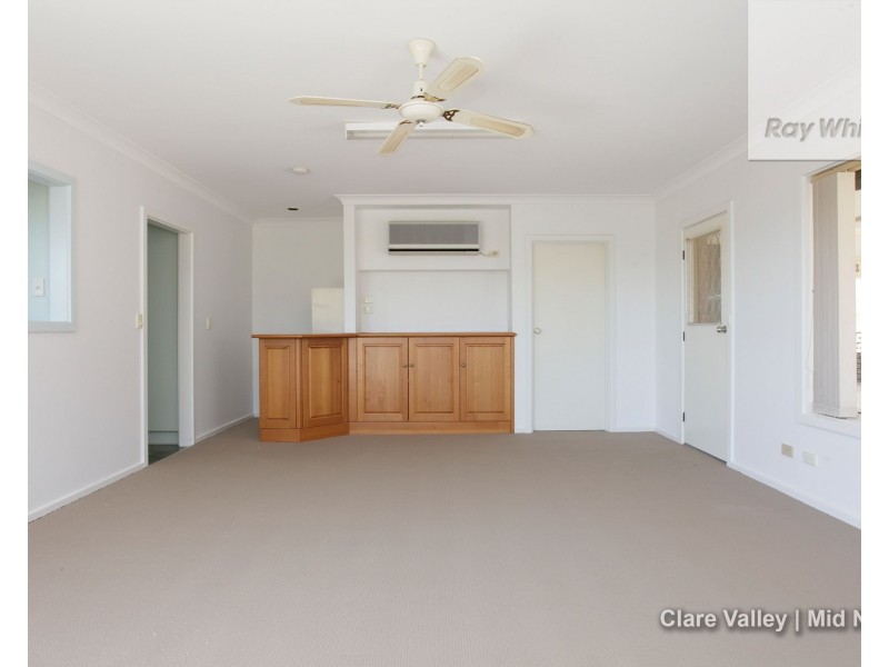 6 Michael Court, Clare SA 5453