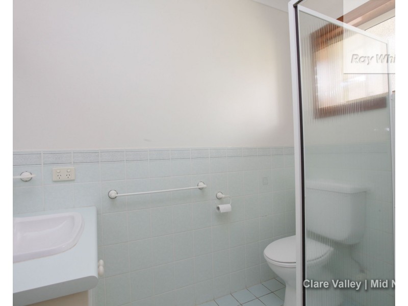 6 Michael Court, Clare SA 5453