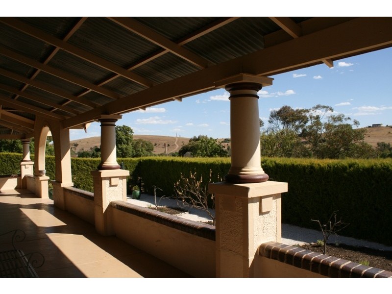 2 The Crescent (St Just Street), Burra SA 5417