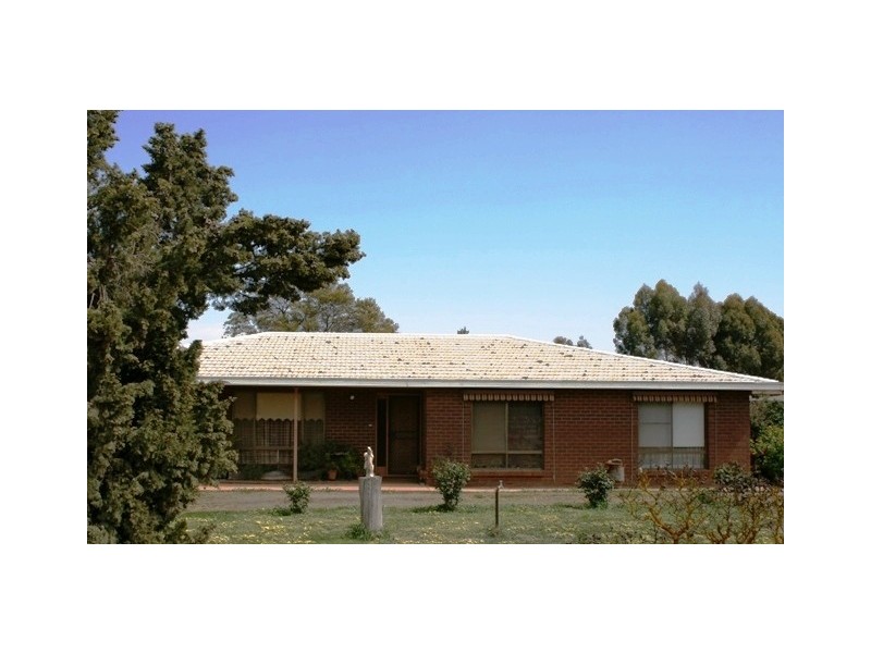 1 Napier Street, Farrell Flat SA 5416