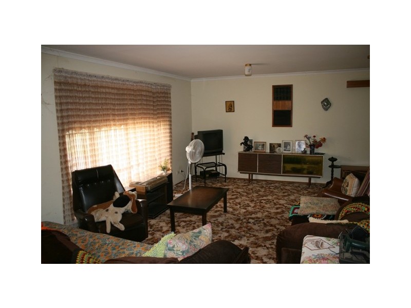 1 Napier Street, Farrell Flat SA 5416