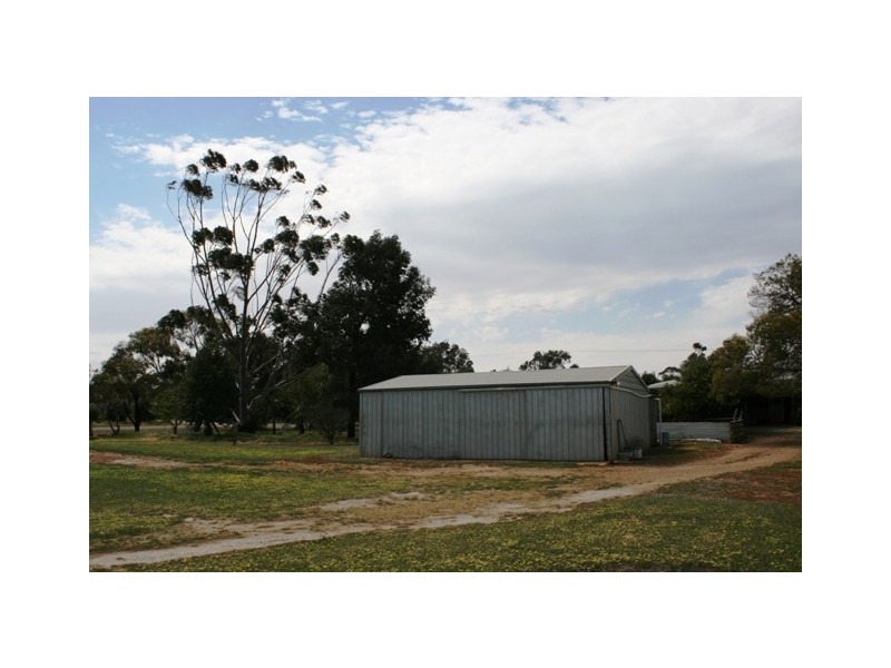 1 Napier Street, Farrell Flat SA 5416