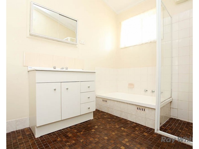 42A Essington Avenue, Clare SA 5453