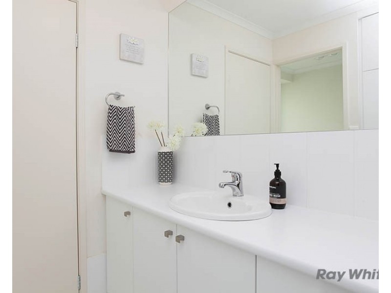 10 Tamblyn Street, Clare SA 5453