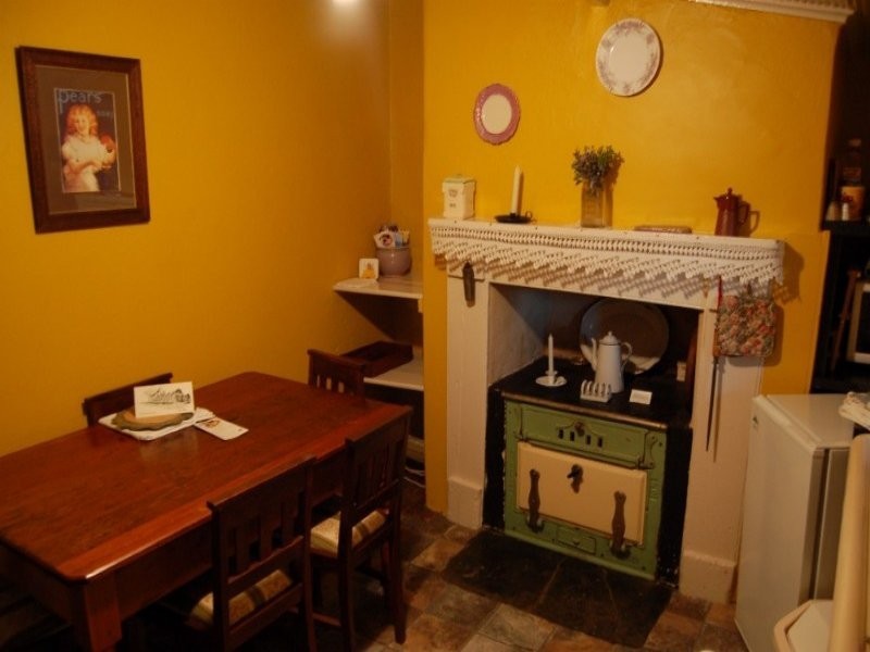 8-16 Truro Street, Burra SA 5417