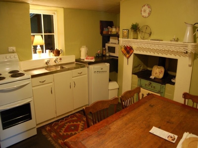 8-16 Truro Street, Burra SA 5417