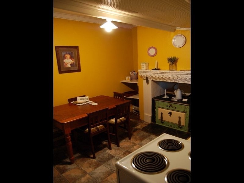 8-16 Truro Street, Burra SA 5417