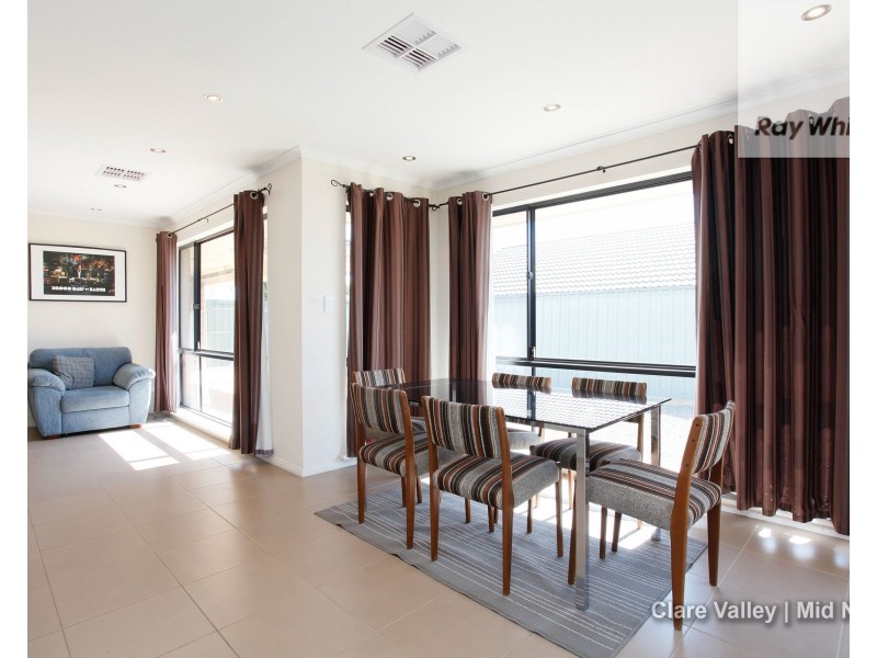 19 Pandappa Drive, Clare SA 5453